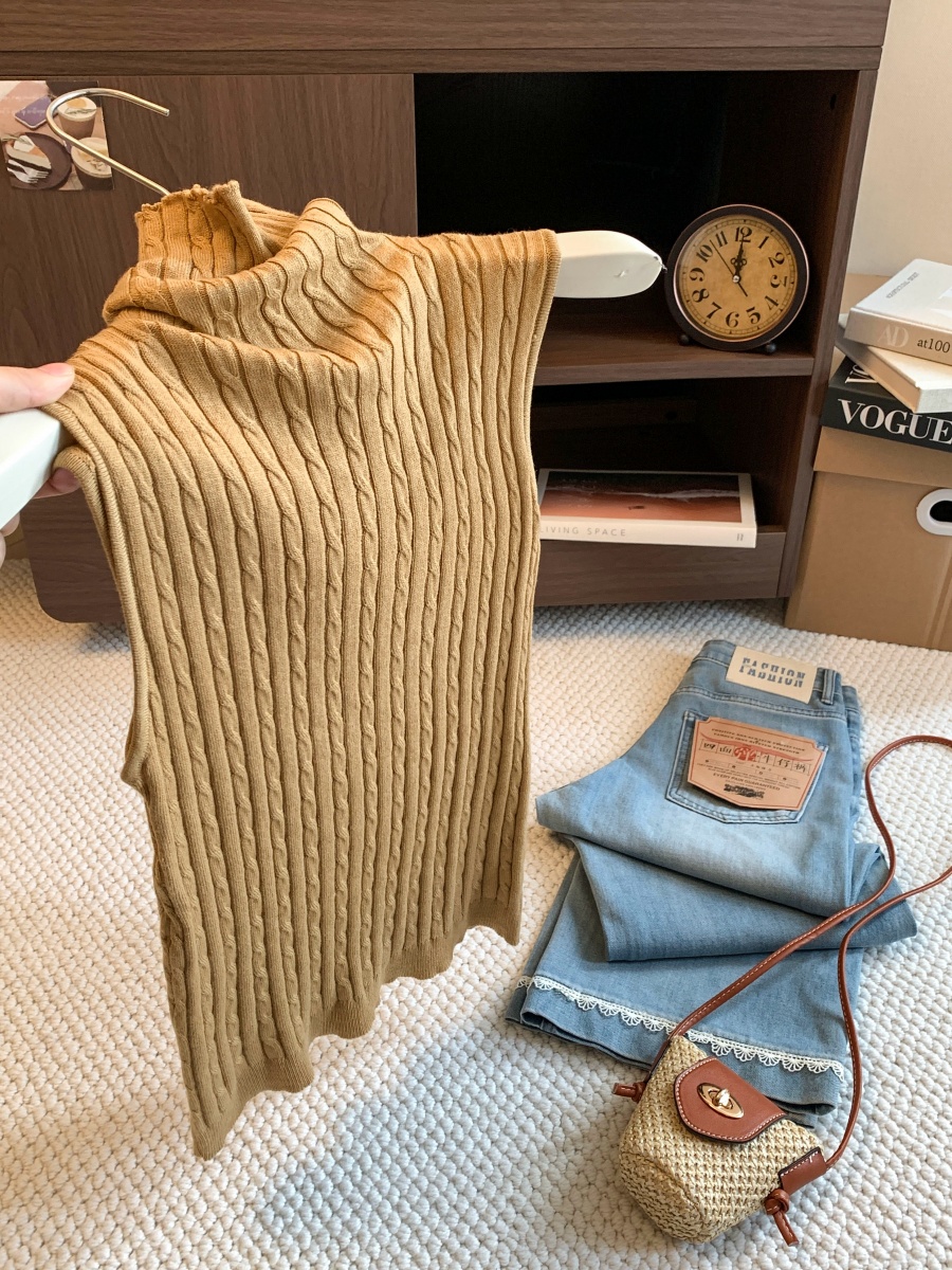 Women’s Sleeveless Cable Knit Turtleneck Vest Top Slim Fit Pullover